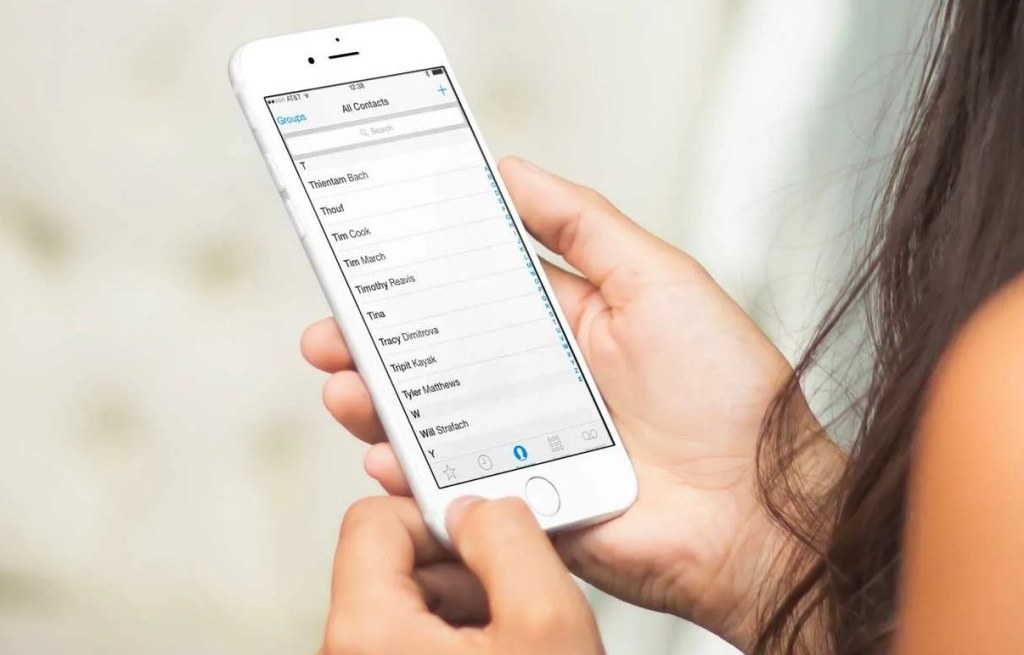 Як перенести дані з Андроїда на iPhone з комп'ютером і без