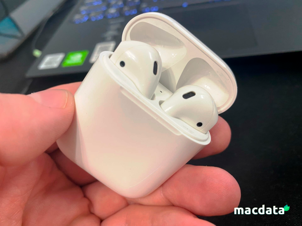 Гучність навушників Apple Airpods: як збільшити та регулювати