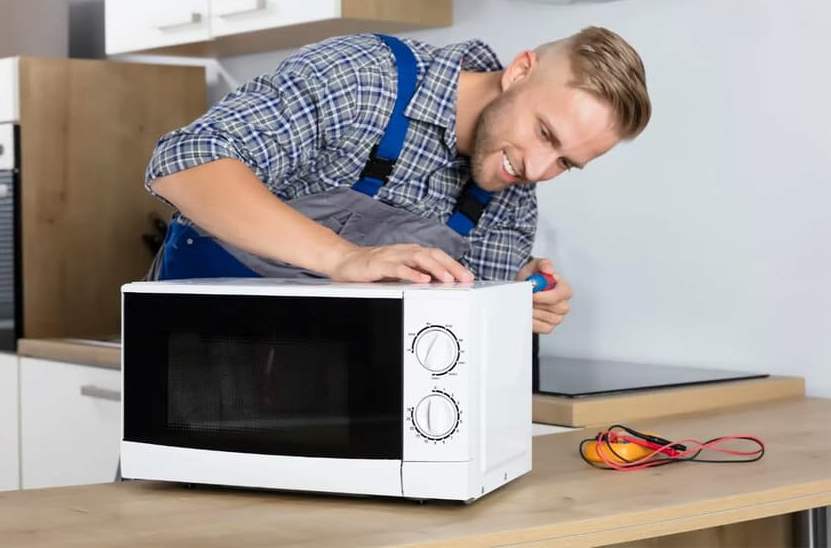 Чому не гріє мікрохвильова піч?⭐ Інструкція та причини чому не працює мікрохвильова піч 🔌