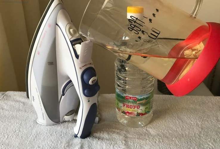 Як почистити праску в домашніх умовах?⭐ Інструкція та поради щодо чищення праски від нагару 🔌