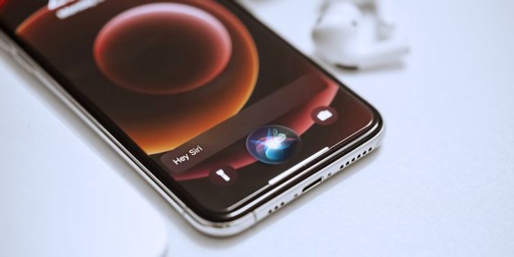 Що краще: iPhone чи Samsung?