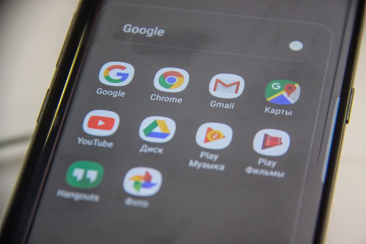 Що багато користувачів забувають зробити перед зарядкою смартфона: помилка призводить до перегріву пристрою