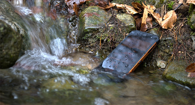 Як дізнатися, чи є мій телефон водонепроникним?