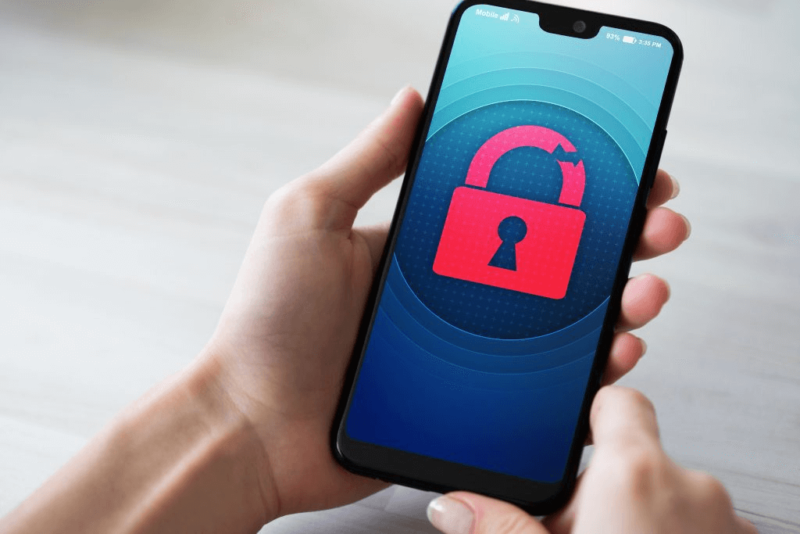 Защита смартфона от повреждений и кражи