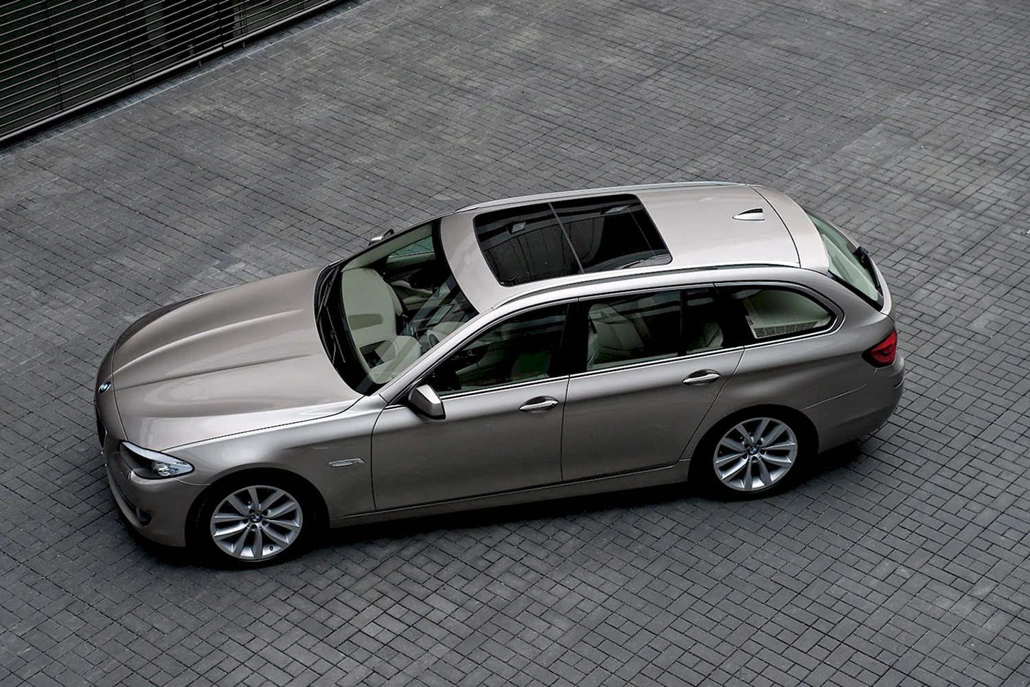 BMW 530d Touring f11