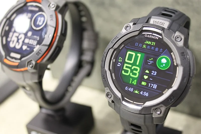 «Умные» часы Garmin Instinct