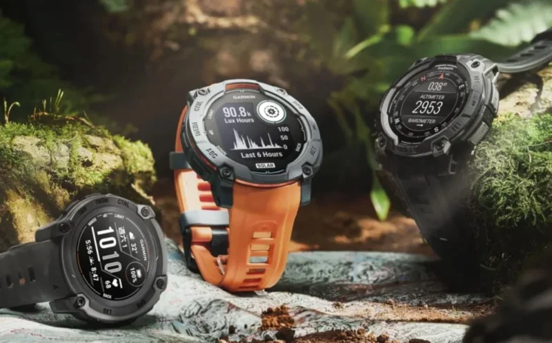 «Умные» часы Garmin Instinct